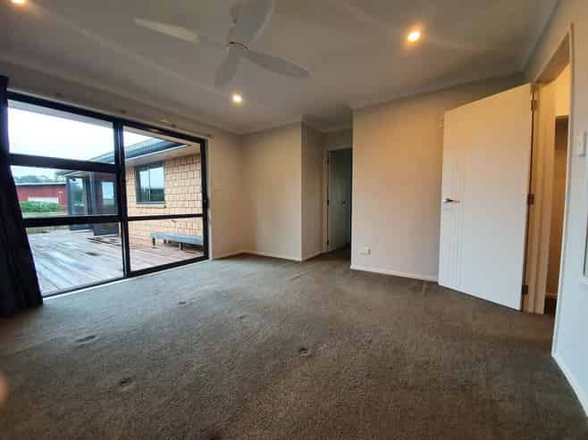 5 Keven Road, Clarks Beach
