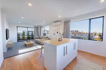 2B Otipua Road, Kensington