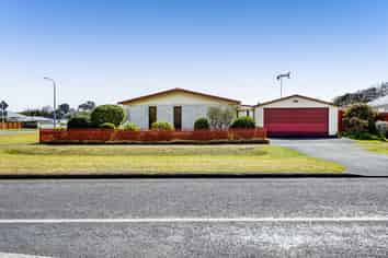  124 Hamlet , Stratford