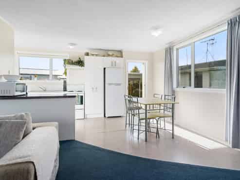 1A Creswell Place, Leamington
