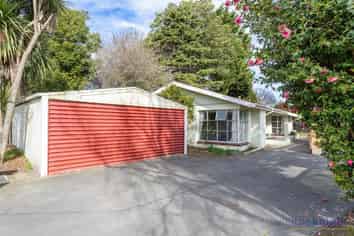 69 Yaldhurst Rd, Sockburn