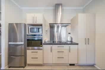 27 Percy Kinsman Crescent, Riverstone Terraces