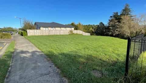 4 Alfred Peter Crescent, Warkworth