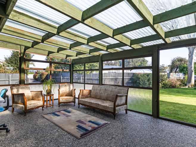 14 Corbett Place, Onekawa