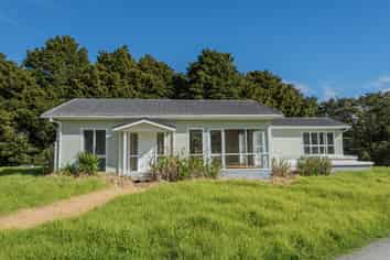 196 Carruth Road, Poroti