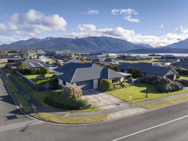 21 South Arm Drive, Te Anau