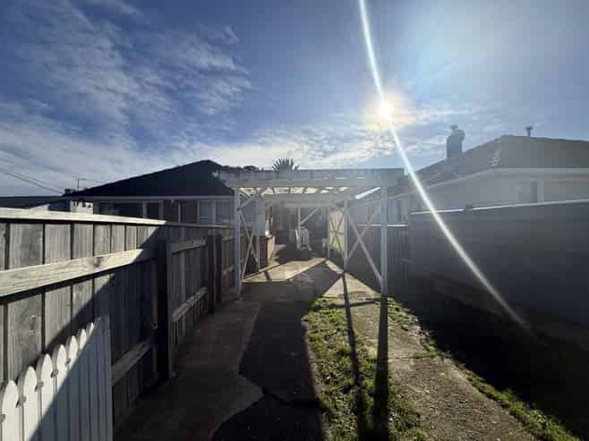 1009 High St, Avalon