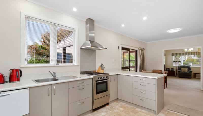 92 Stokes Valley Road, Stokes Valley