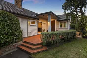 145 Shakespeare Road, Milford