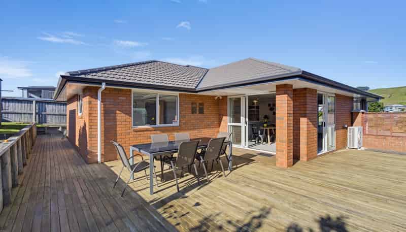 15 Hamon Place, Pukehangi