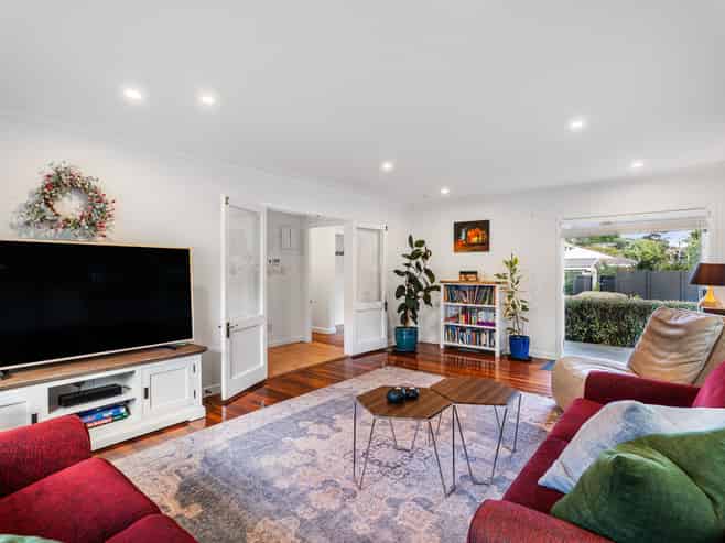 2/37 Inkerman Street, Onehunga