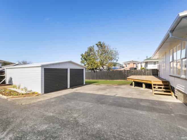 787 Te Atatu Road, Te Atatu Peninsula