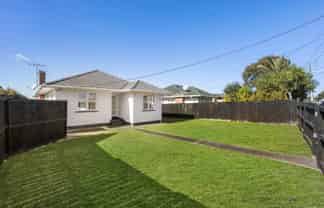 787 Te Atatu Road, Te Atatu Peninsula