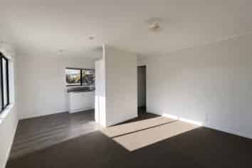 33C Edmund Road, Mangakakahi