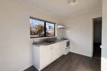 33C Edmund Road, Mangakakahi