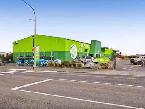Farm Source – Lease runs to 2042