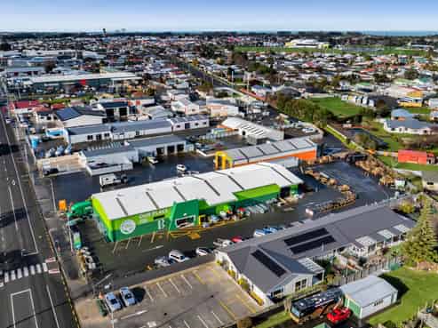 Farm Source – Lease runs to 2042