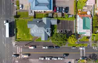 HIGH-PROFILE STANDALONE VILLA – DEVELOP OR OCCUPY