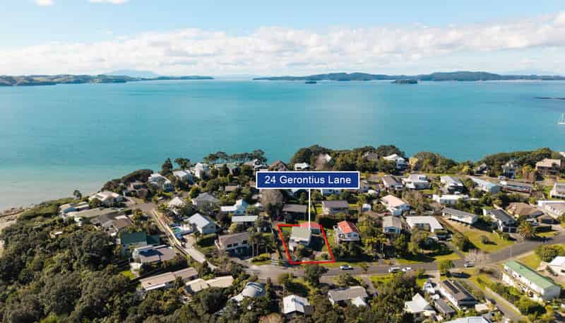 24 Gerontius Lane, Snells Beach