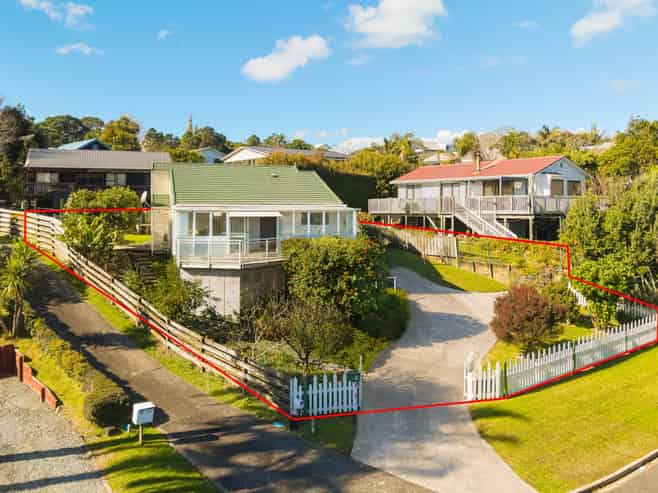 24 Gerontius Lane, Snells Beach