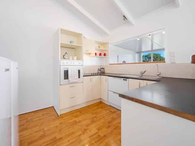 24 Gerontius Lane, Snells Beach