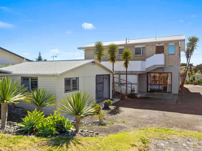 270A Papamoa Beach Road, Papamoa