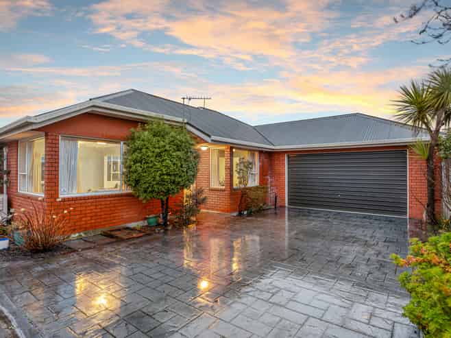 2/126 Opawa Road, Opawa