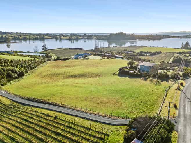 71 Bronte Road East, Tasman
