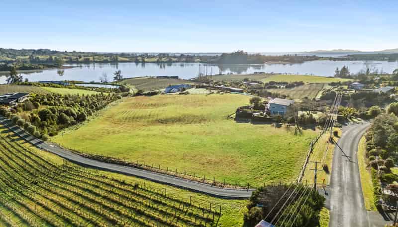 71 Bronte Road East, Tasman