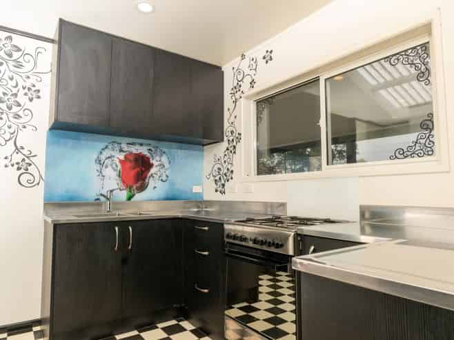1284A Dairy Flat Highway, Dairy Flat