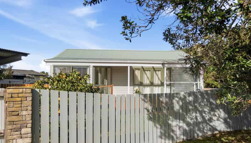 24 West Hoe Road, Orewa