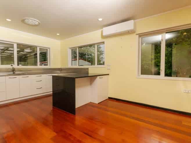 1284 Dairy Flat Highway, Dairy Flat