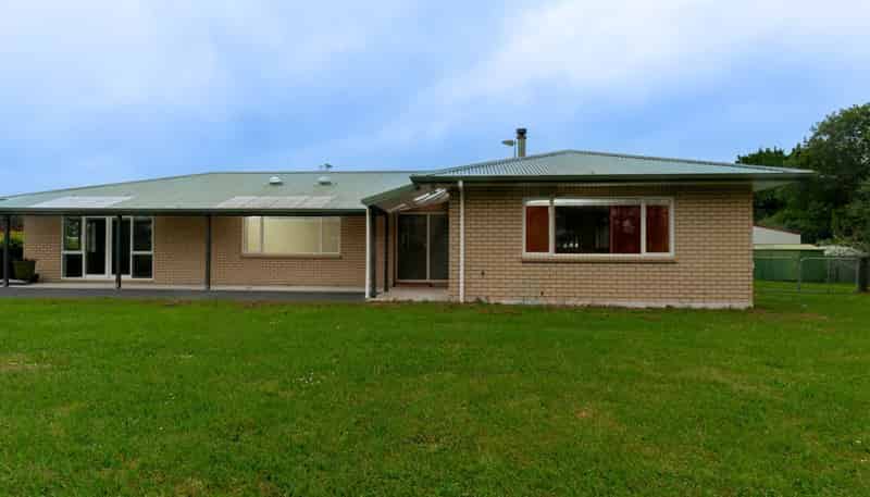 1284 Dairy Flat Highway, Dairy Flat