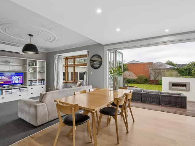 17 Wilson Avenue, Saint Clair
