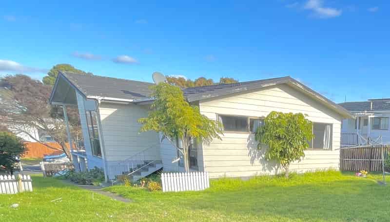 43 Sharland Avenue, Manurewa
