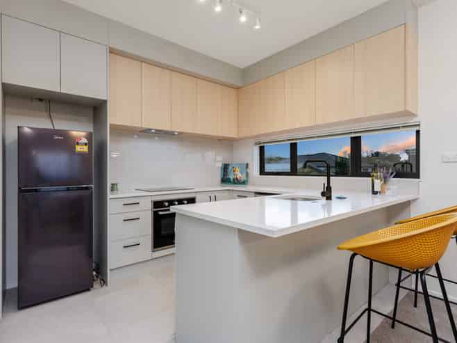 4/43A Waimumu Road, Massey