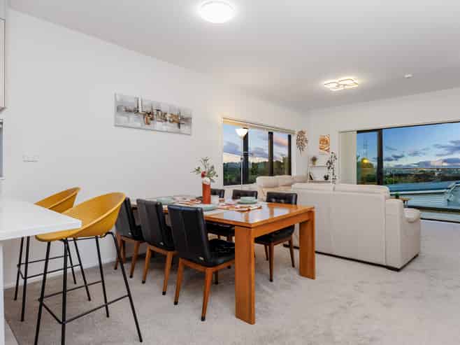 4/43A Waimumu Road, Massey