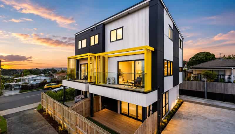 4/43A Waimumu Road, Massey