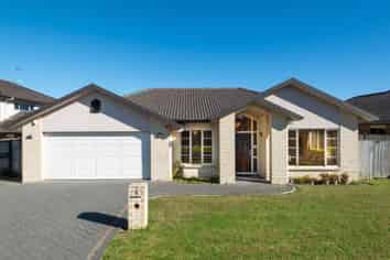 6 Banshire Close, Flat Bush