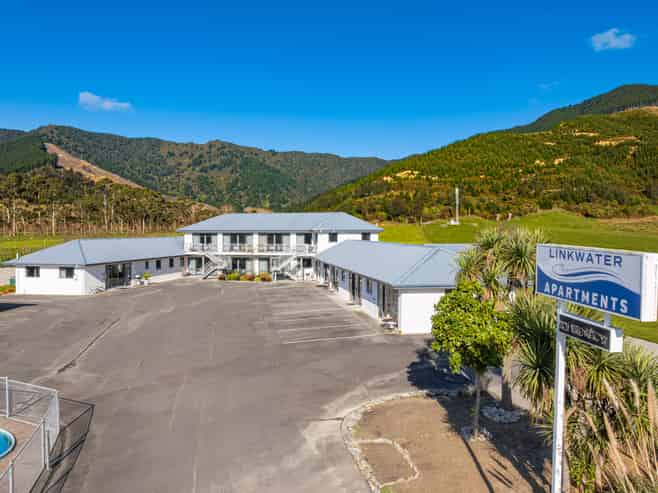 1594 Queen Charlotte Drive, Anakiwa and Surrounds