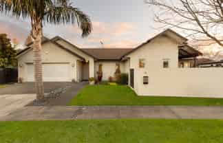 36 Rhys Avenue, Huntington