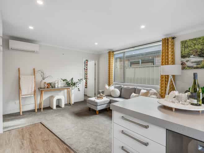 2 Bruce Street, Mosgiel