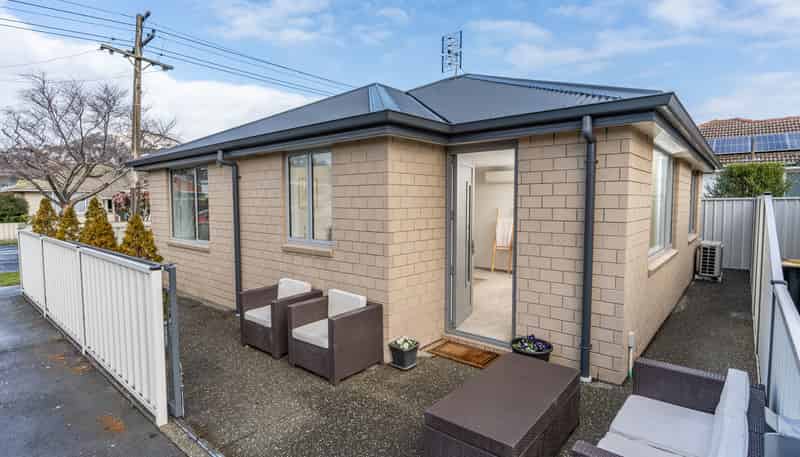 2 Bruce Street, Mosgiel