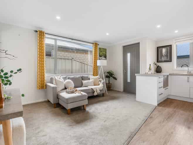 2 Bruce Street, Mosgiel