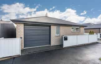 2 Bruce Street, Mosgiel