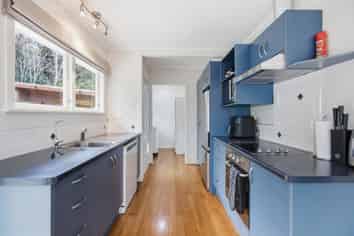 Taranaki - Address withheld