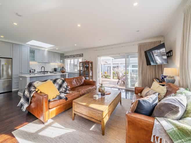 45 Nelson Street, Petone