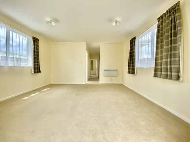 B/135 Weymouth Road, Weymouth