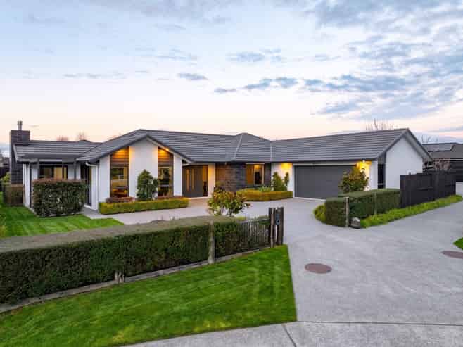 9 Audrey Place, Flagstaff