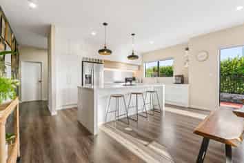 105 Pinecrest Drive, Gulf Harbour